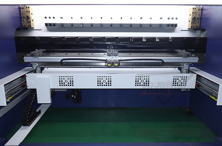 125 Tons 4100mm 5-axis Cnc Servo Hydraulic Press Brake Bending Machine