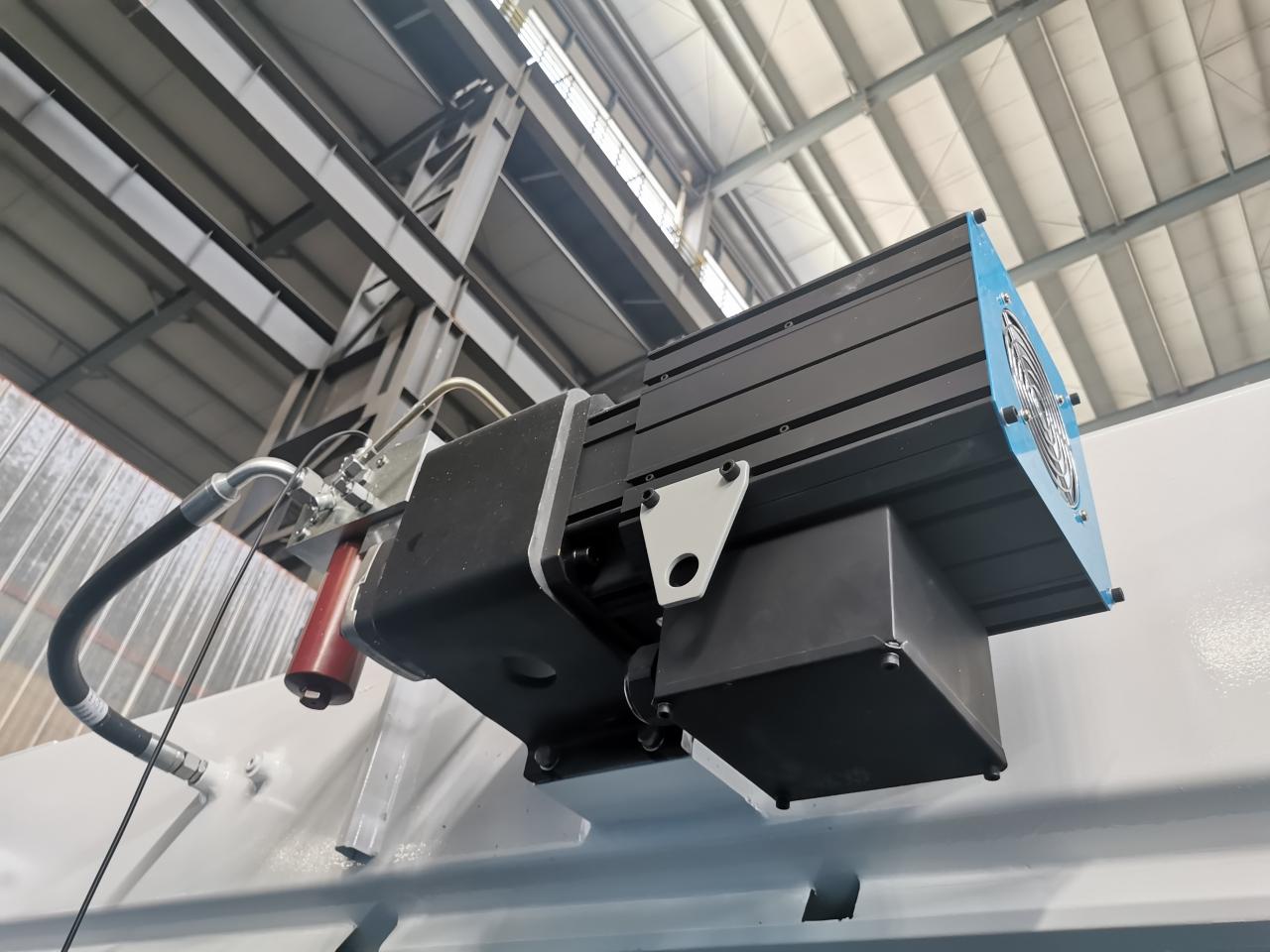 4 Axis Cnc Tandem Press Brake With Delem Da58t 2d Graphical Controller