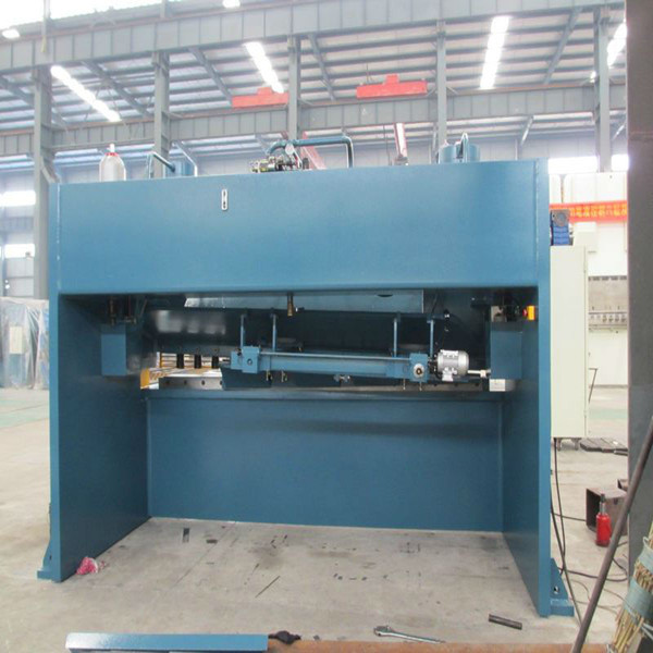 4mmx2500 Hydraulic Shearing Steel Plate Cutting Machinery Steel Plate Shear