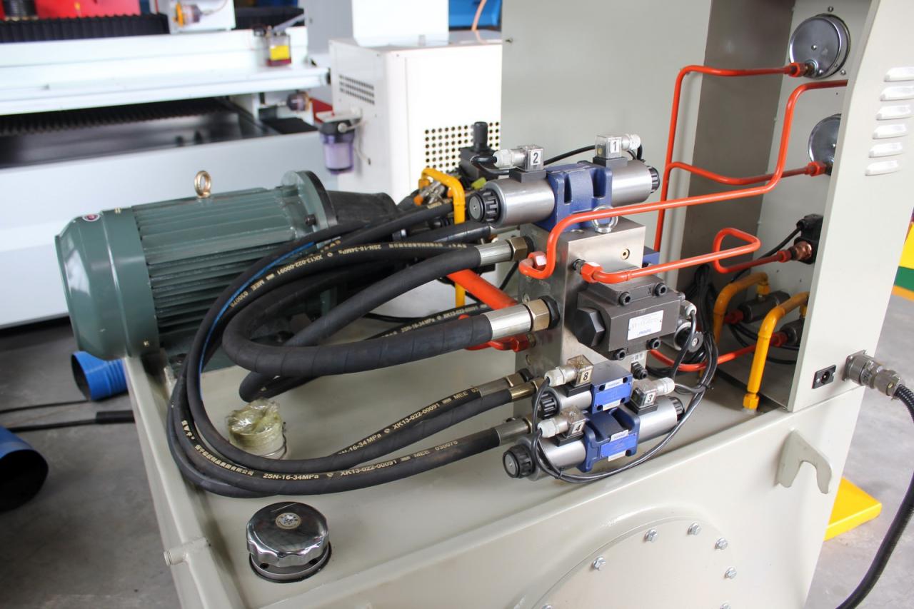 63T Hydraulic Four Column Sheet Metal Power Press Machine