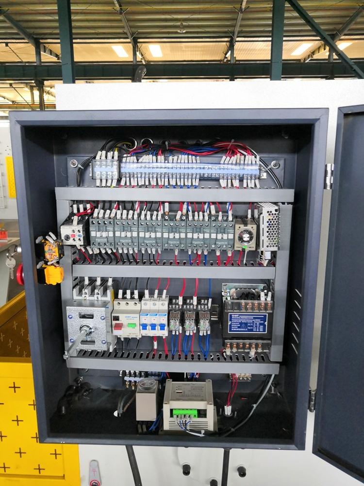 6mm Q11 Electric Sheet Plate Shearing Machine 8 Feet Sheet Metal Shearing Machine