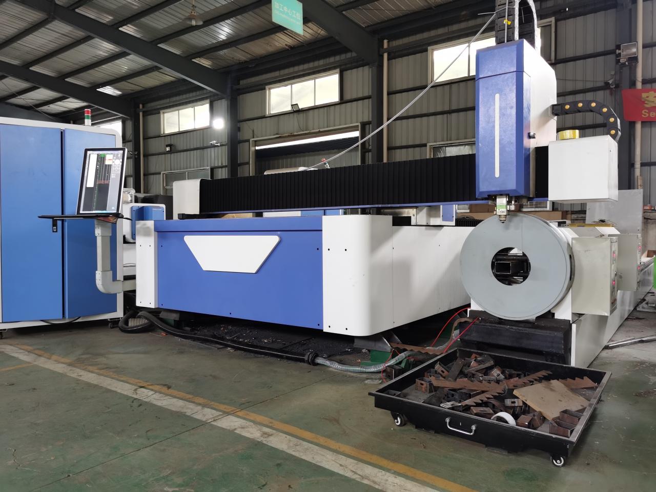 8mm 10mm Carbon Steel Laser Cutter 1530 4020 Cnc Fiber Laser Cutting Machine