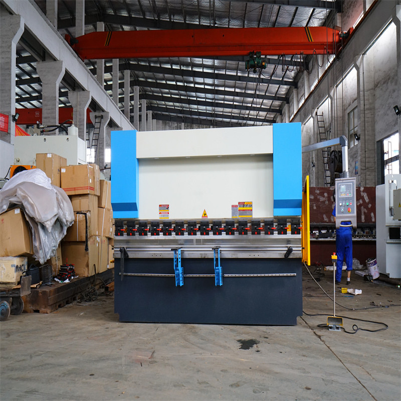 Cnc Hydraulic Press Brake Machine Bending Servo Electric Press Brake 40T