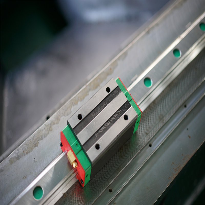 Cnc Laser Manufacture 500W 1000W 2000W Stainless Steel Fiber Laser Cutting Machine