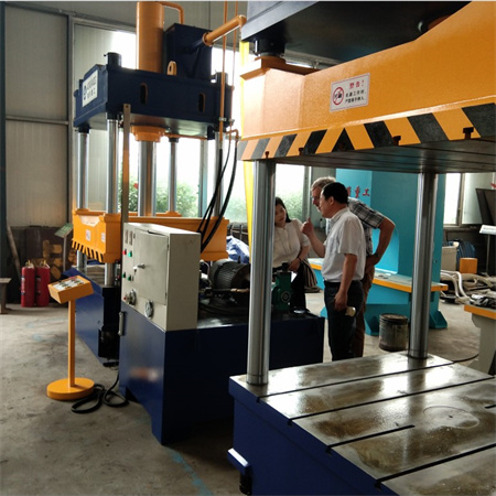Large 1500 Tons Four-Column Hydraulic Press for Sale
