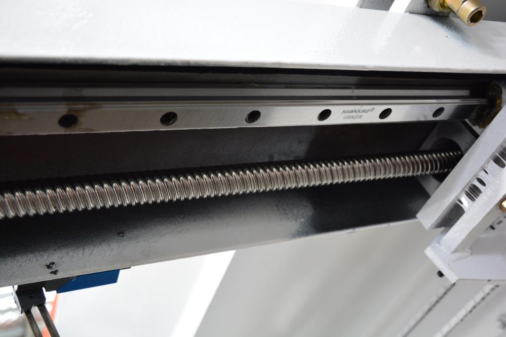 Hydraulic Pendulum Shearing Machine Cnc Automatic Guillotine Shearing Machine