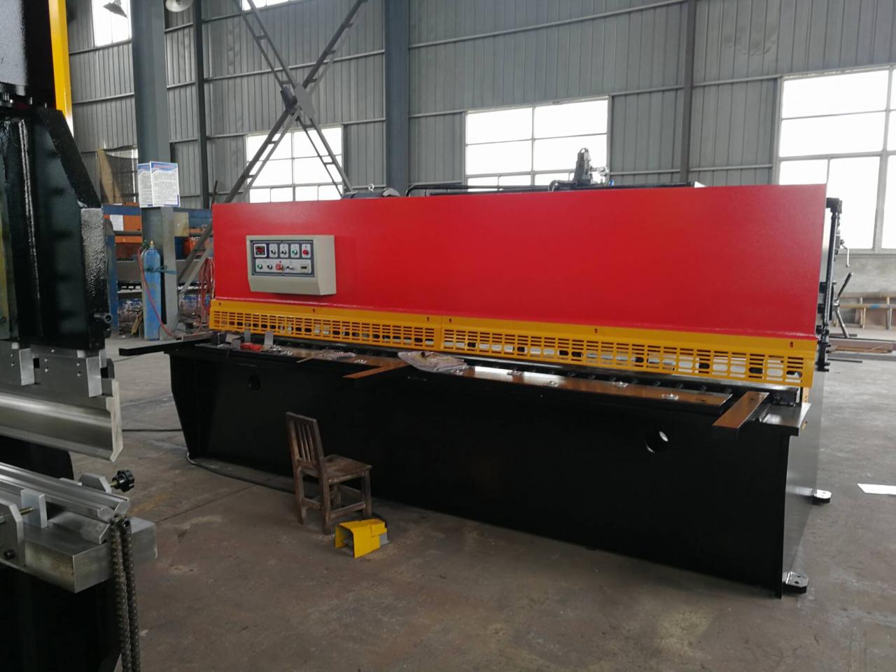 Hydraulic Swing Beam Guillotine Shears Qc12y-4x2500