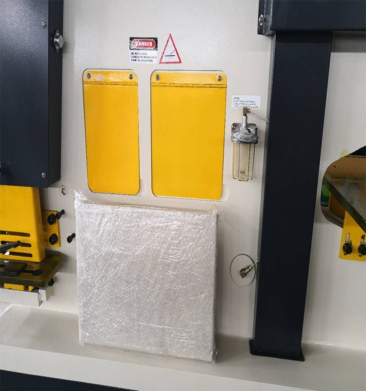Metal Cutting Hydraulic Steelworkers Machine For Punching Cropping Notching Cutting