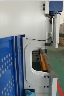 Wc67yk 80 100 160 200 Ton 3200mm E21 Nc Sheet Metal Oil Hydraulic Press Brake Price